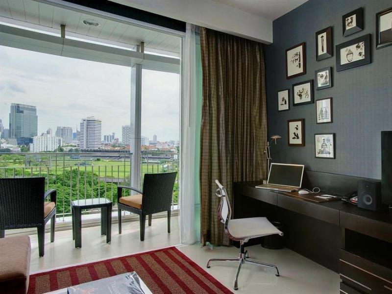 Khách sạn Dusit Ratchadamri, 5*