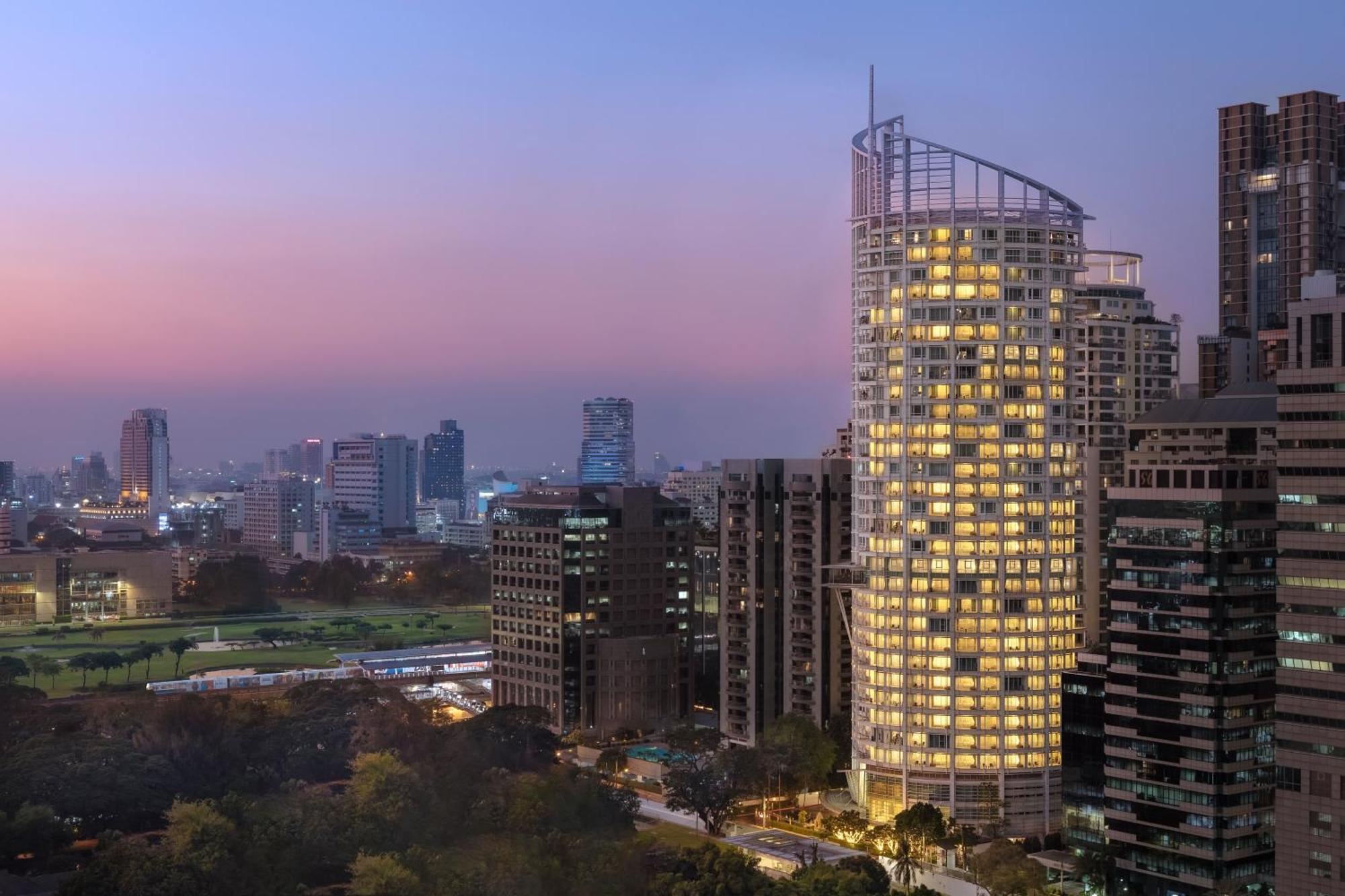 Khách sạn Dusit Ratchadamri,
